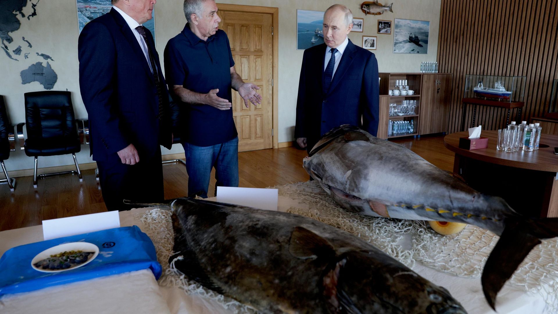Рабочая поездка президента Владимира Путина в Сахалинскую область Рабочая поездка президента Владимира Путина в Сахалинскую область - РИА Новости, 1920, 13.08.2026