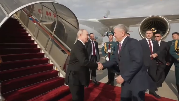 Путин прилетел в Бишкек - РИА Новости, 1920, 31.08.2026