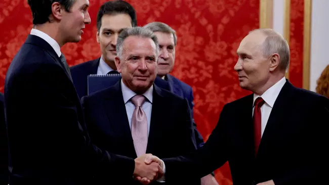 Встреча президента Владимира Путина со Стивом Уиткоффом и Джаредом Кушнером Встреча президента Владимира Путина со Стивом Уиткоффом и Джаредом Кушнером