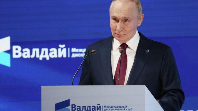 LIVE_Выступление Владимира Путина на пленарном заседании дискуссионного клуба Валдай