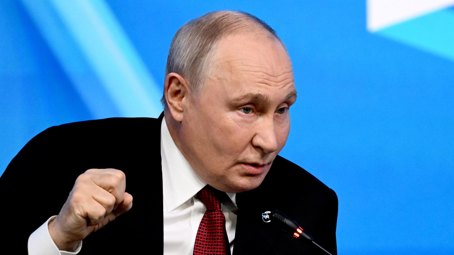 Президент Владимир Путин принял участие в работе дискуссионного клуба Валдай Президент Владимир Путин принял участие в работе дискуссионного клуба Валдай - РИА Новости, 1920, 01.10.2026
