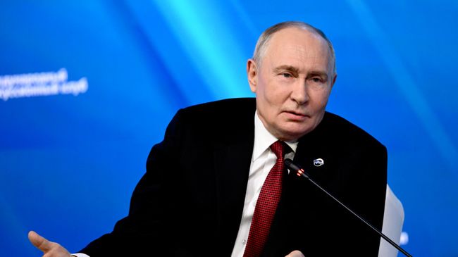 "Понимаем друг друга без слов": Путин назвал Си Цзиньпина другом