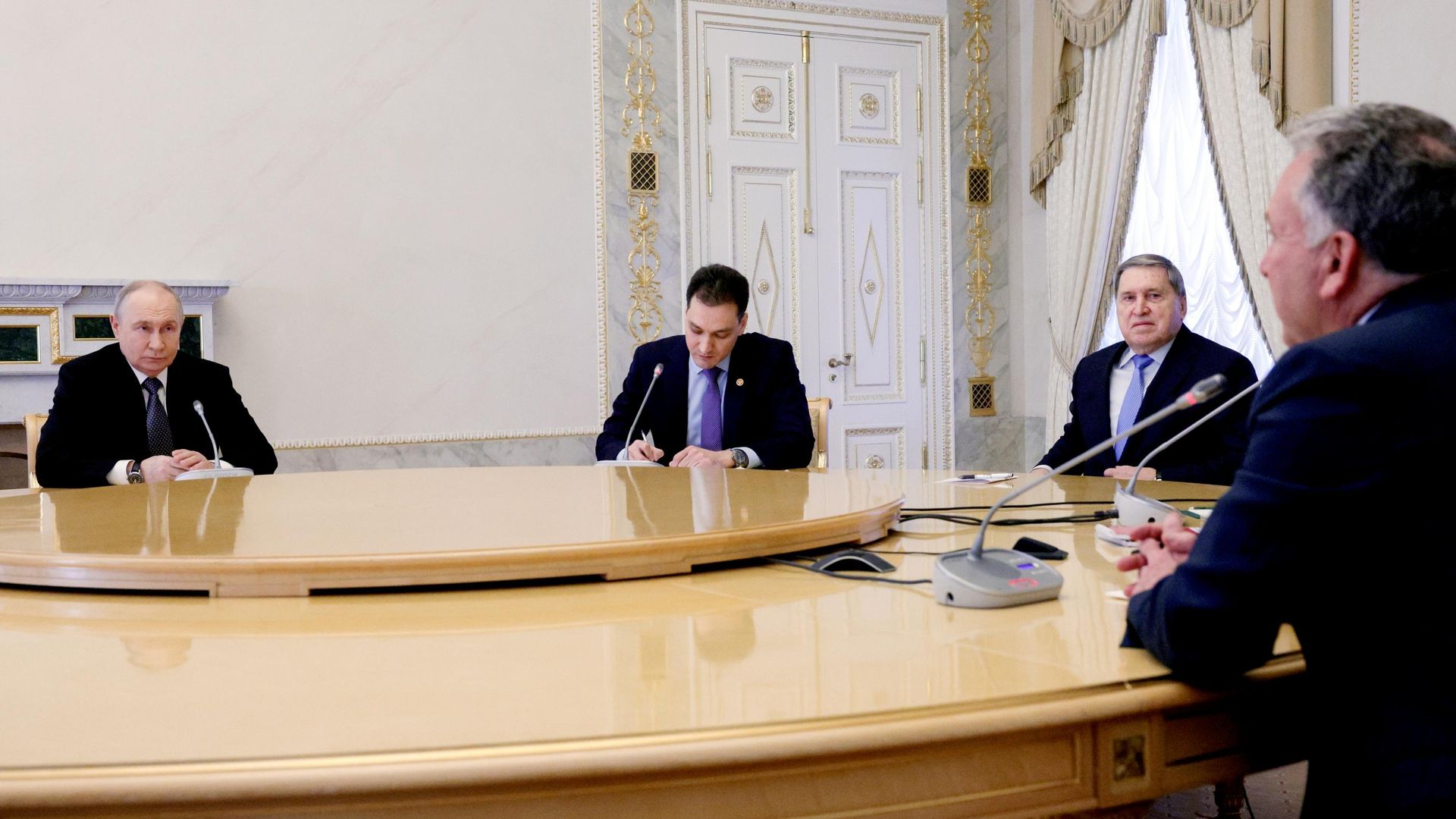Встреча президента Владимира Путина и спецпосланника Стивена Уиткоффа - РИА Новости, 1920, 21.10.2026