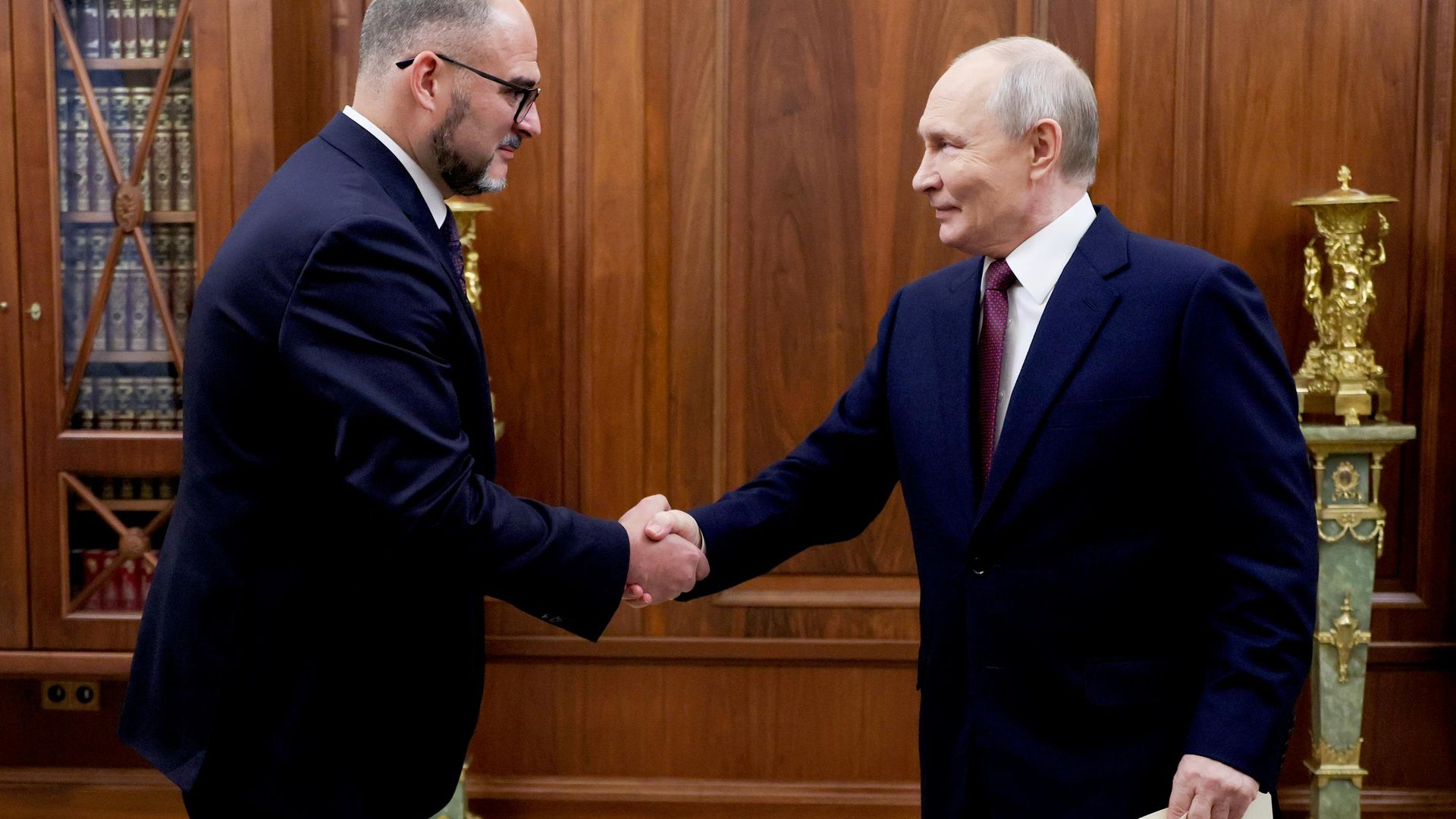 Встреча президента Владимира Путина с Константином Шестаковым Встреча президента Владимира Путина с Константином Шестаковым - РИА Новости, 1920, 22.10.2026