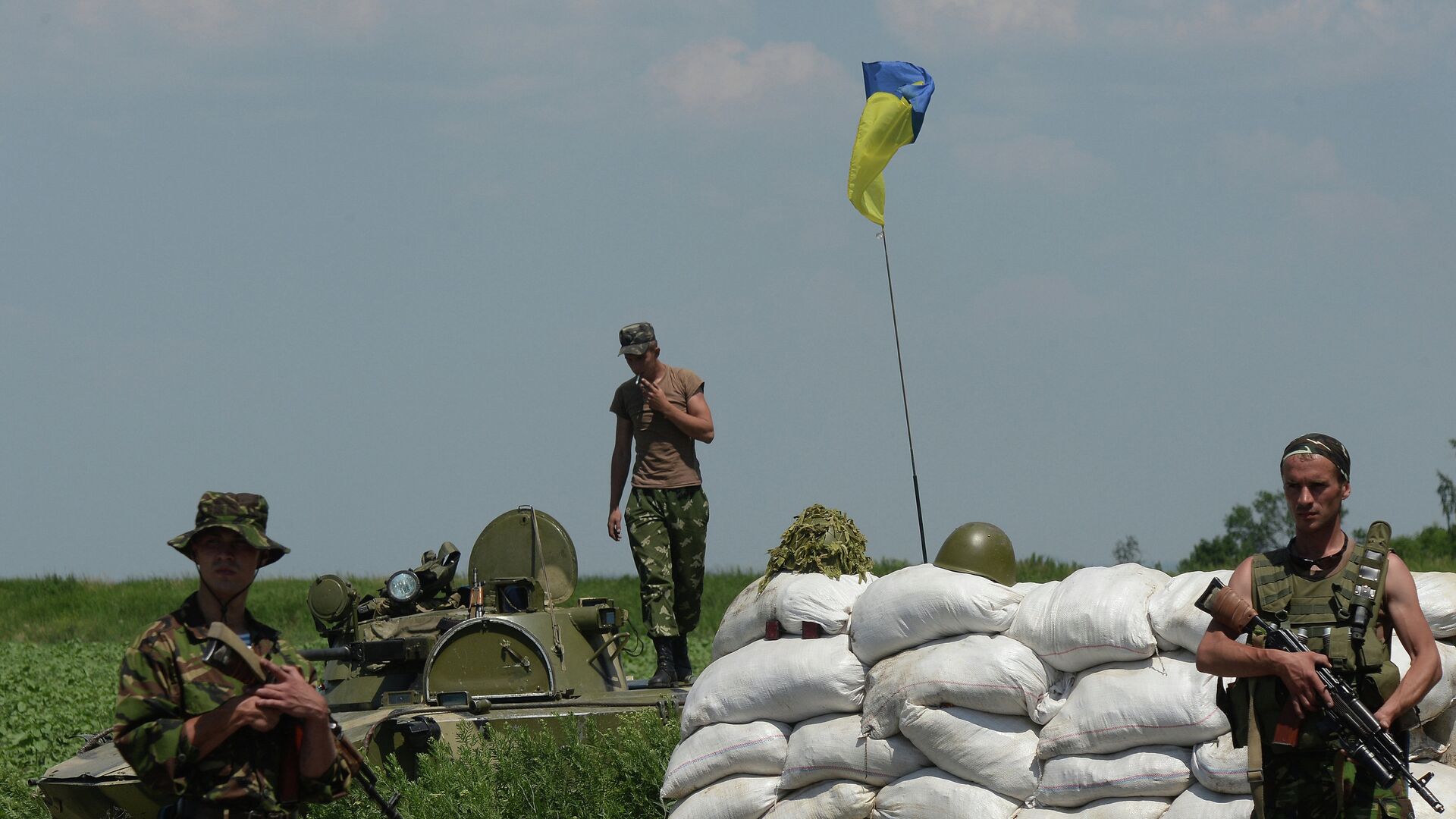 Блокпост украинских военных в населенном пункте Амвросиевка Донецкой области - РИА Новости, 1920, 04.11.2022