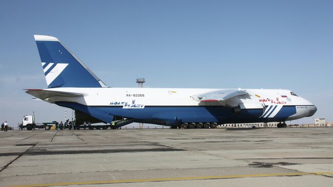 Самолет Ан-124-100 Руслан