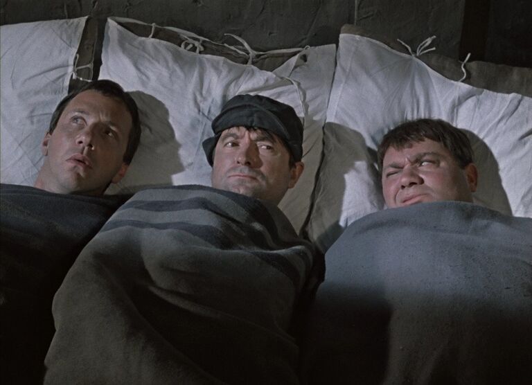 Савелий Крамаров в фильме Джентельмены удачи Савелий Крамаров в фильме Джентельмены удачи