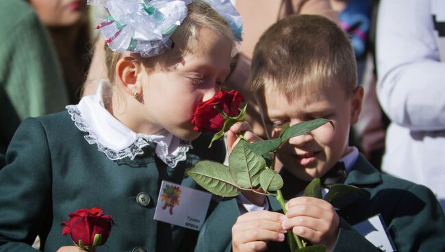 Начало учебного года в Макеевке, Донецкой области