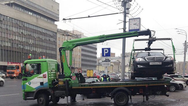 Работа эвакуатора в Москве