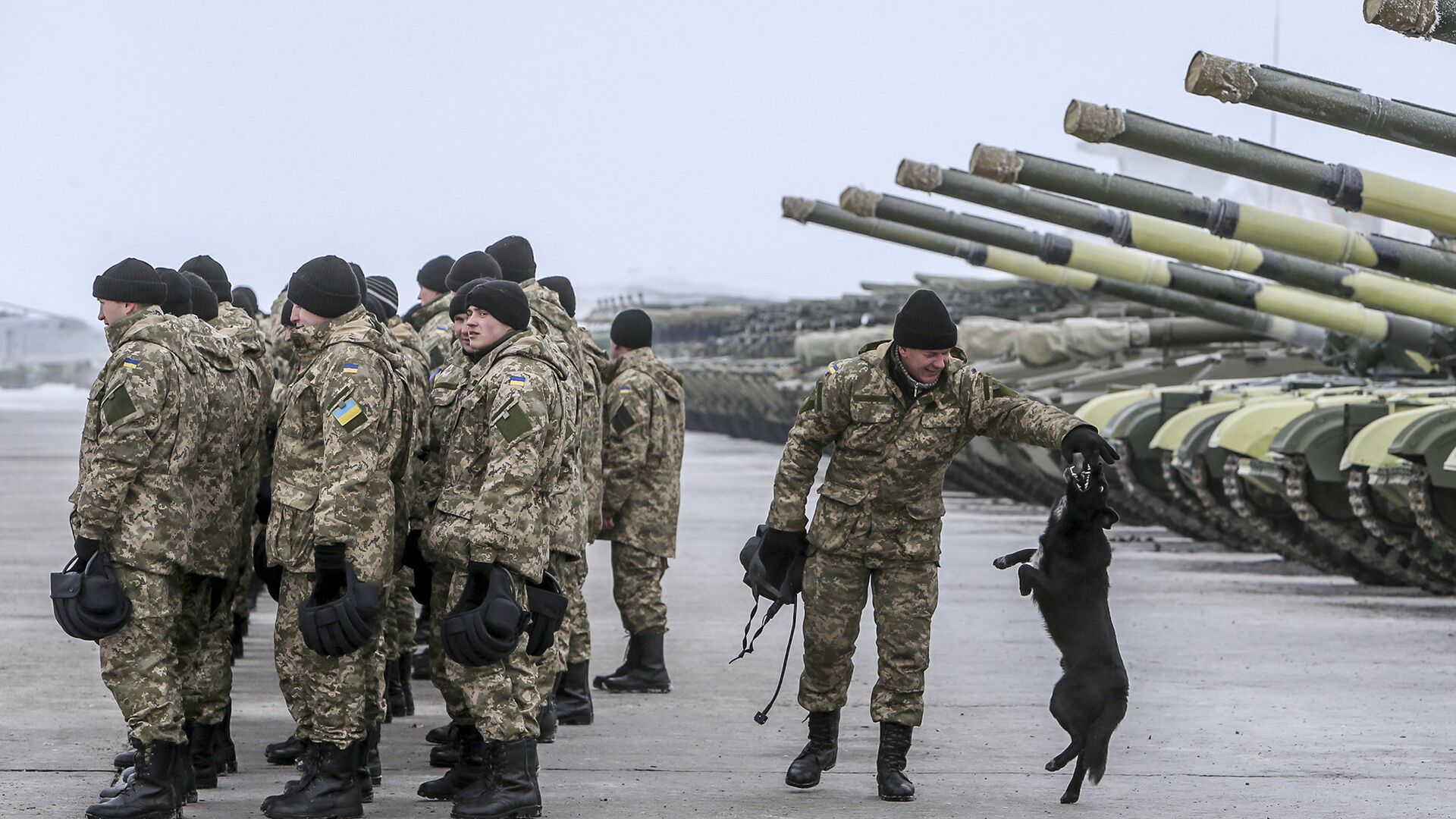 Военнослужащие украинской армии - РИА Новости, 1920, 16.02.2021