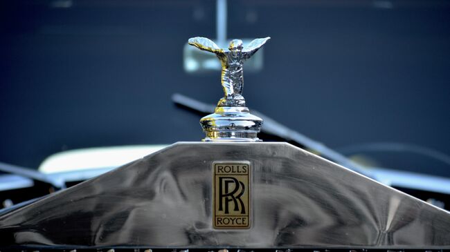 Логотип Rolls-Royce