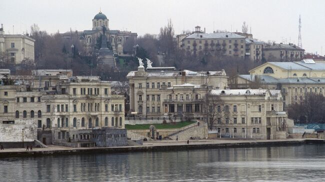 Город Севастополь на черноморском побережье Крымского полуострова