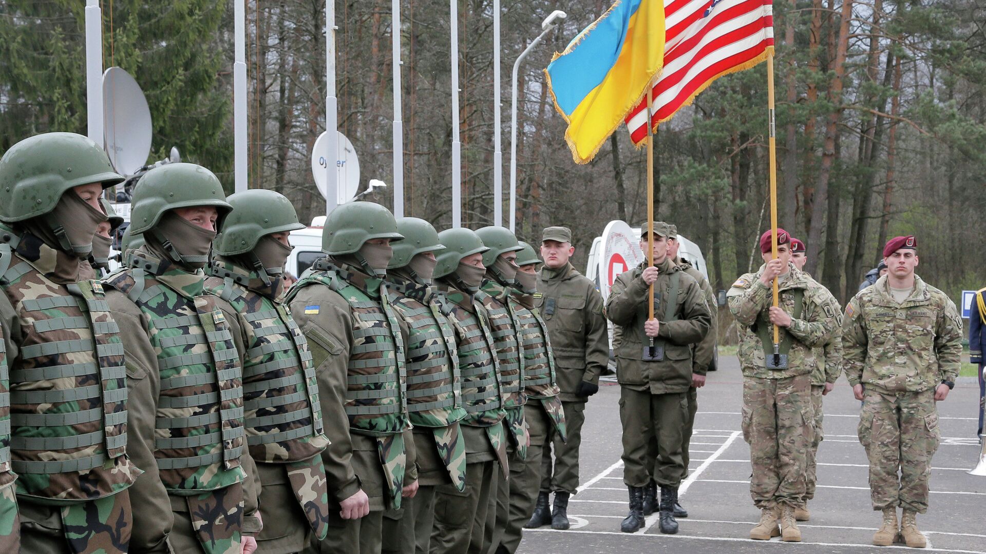 Украинско-американские командно-штабные учения Фиарлес Гардиан — 2015 во Львовской области - РИА Новости, 1920, 01.07.2021