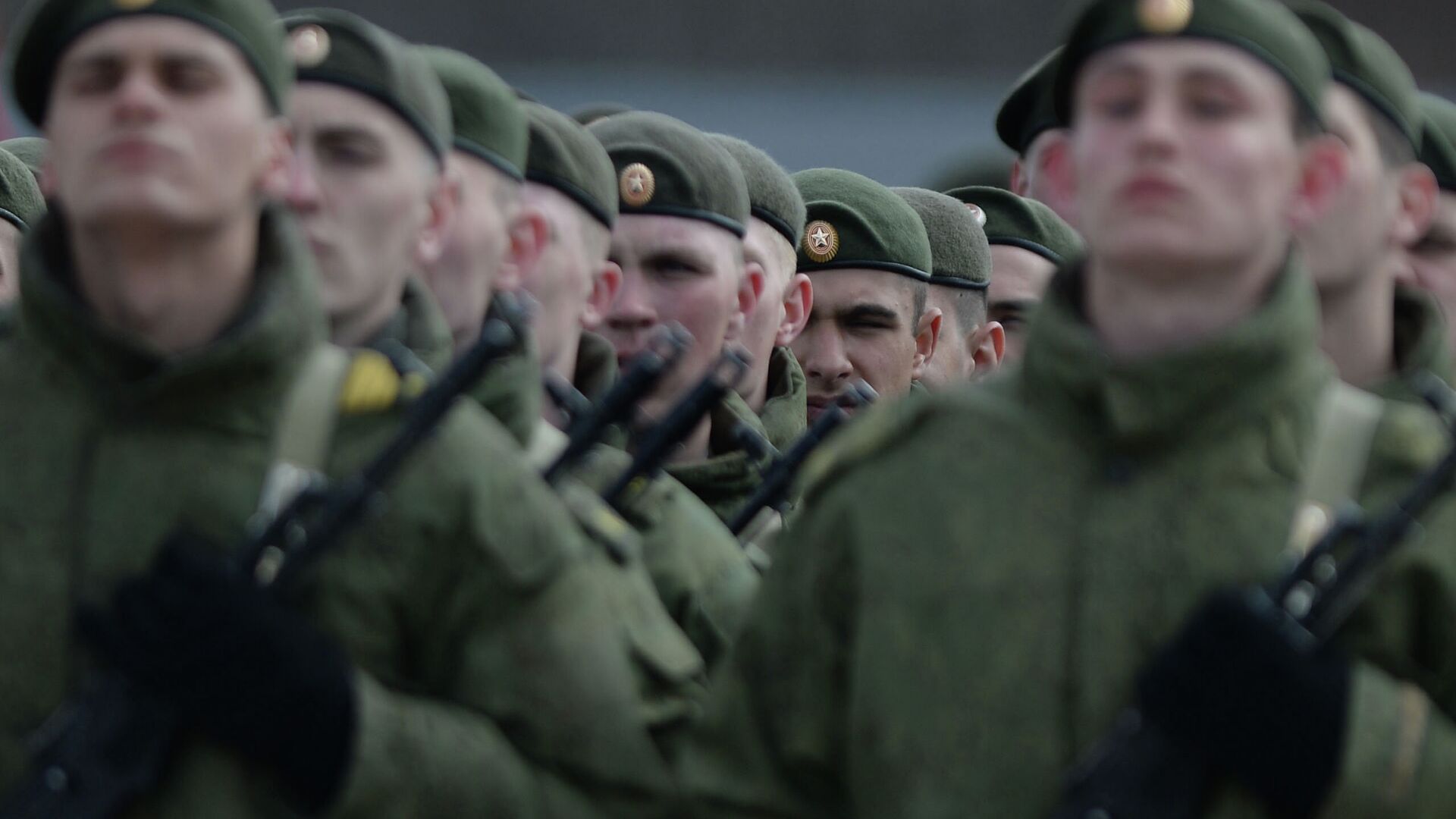 Военнослужащие на полигоне в Алабино во время совместной тренировки. Архив - РИА Новости, 1920, 30.01.2024