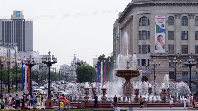 Фонтаны на площади Ленина в Хабаровске