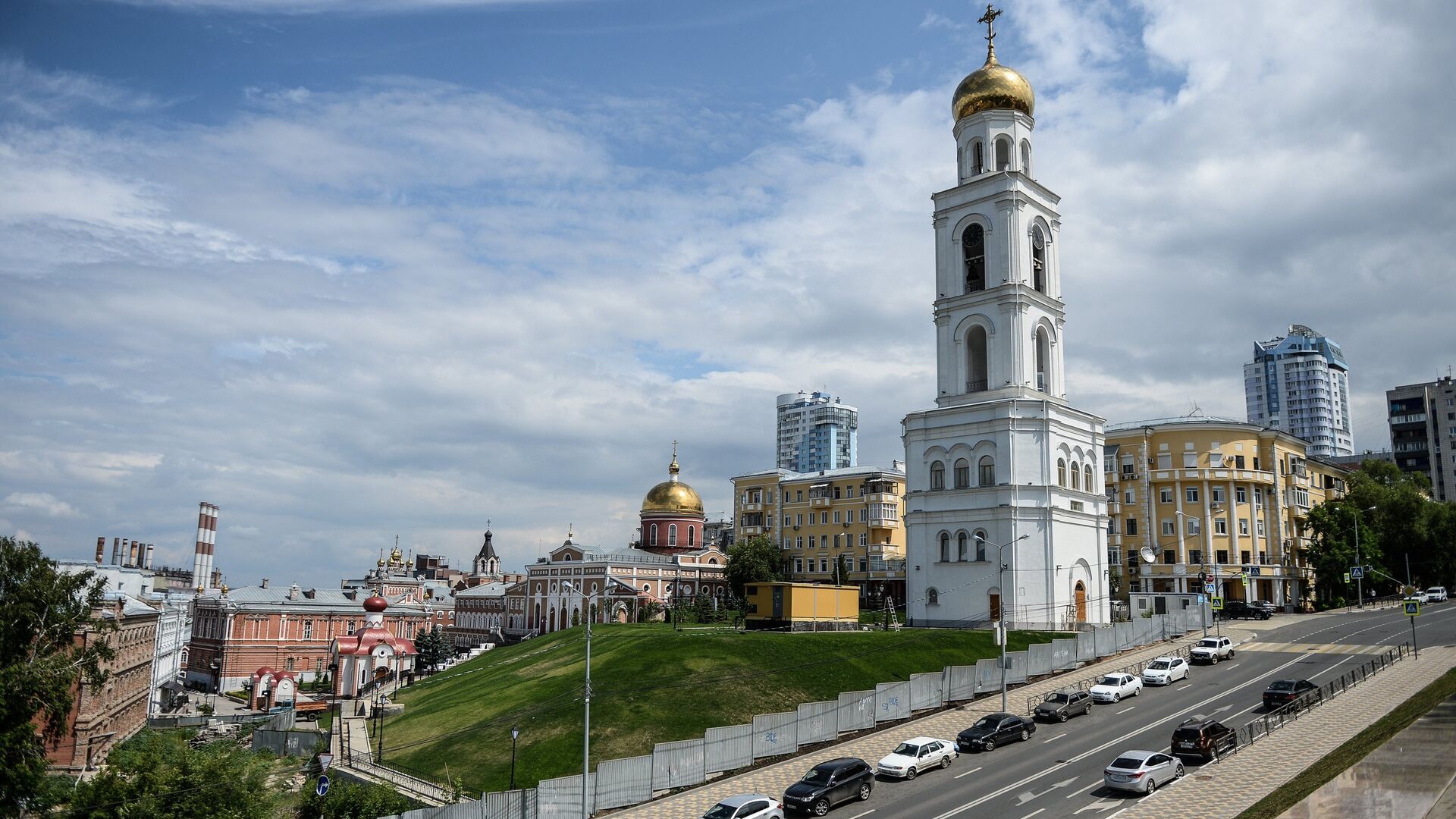 Колокольня Иверского женского монастыря в Самаре - РИА Новости, 1920, 20.06.2022