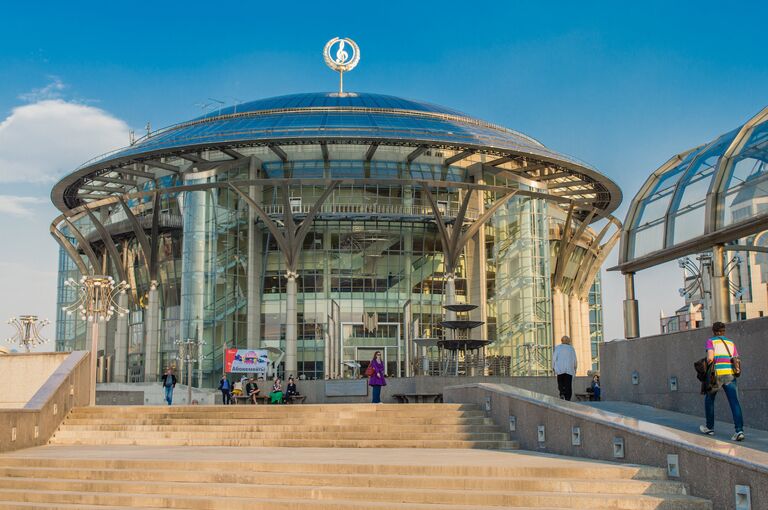 Московский международный Дом музыки в Москве Московский международный Дом музыки в Москве