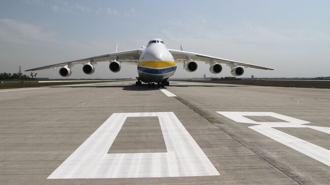 Самолет Ан-225 Мрия. Архивное фото