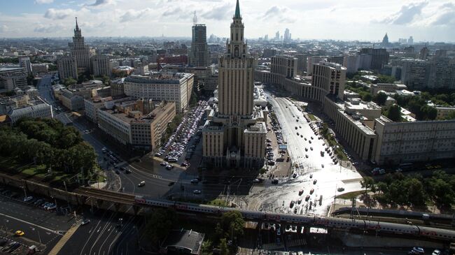 Площадь трех вокзалов в Москве