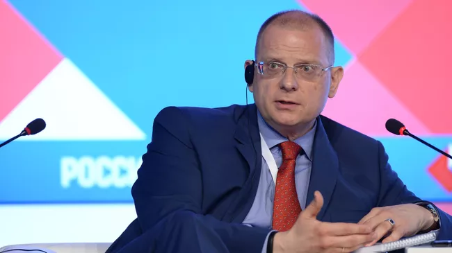 Константин Долгов