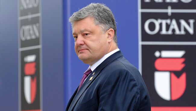 Президент Украины Петр Порошенко на саммите НАТО в Варшаве