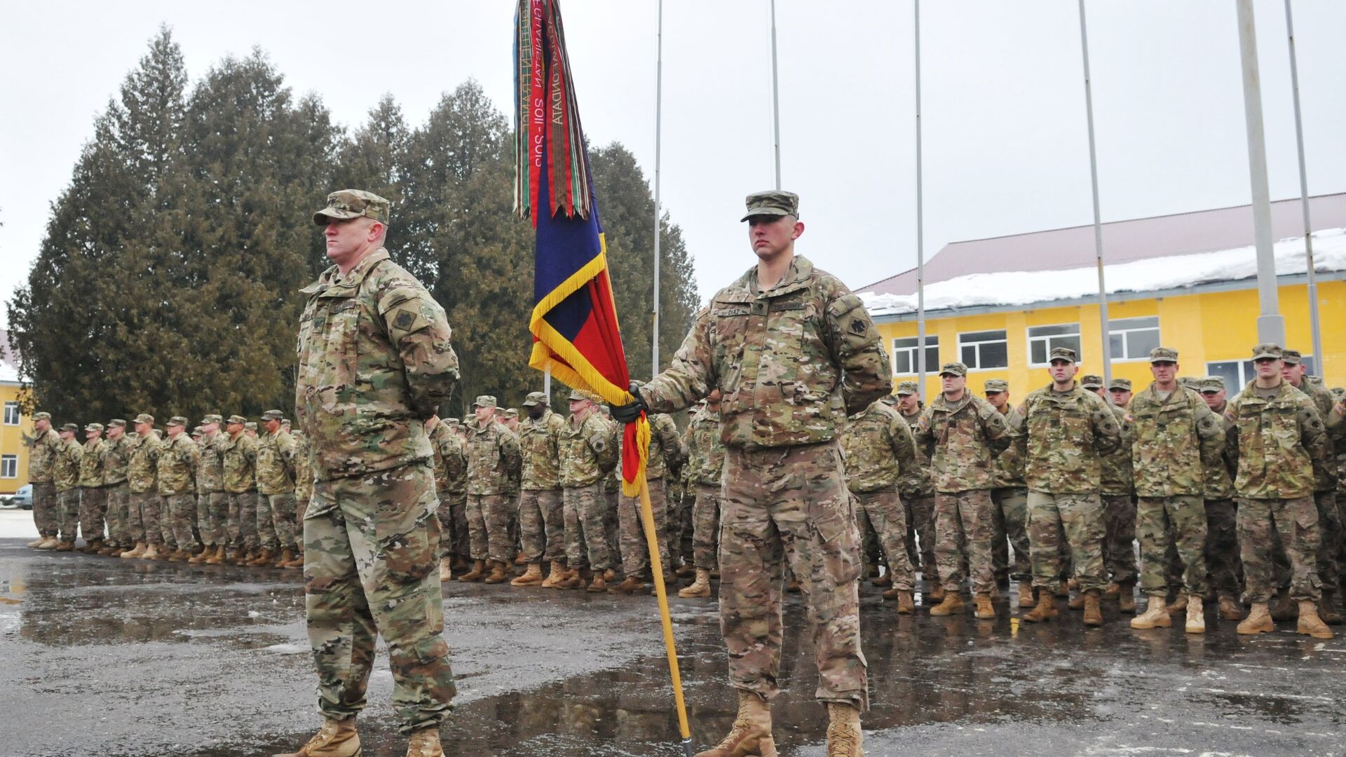 Иностранные инструкторы во время церемонии открытия очередного этапа подготовки подразделений ВСУ. Архивное фото - РИА Новости, 1920, 31.05.2024