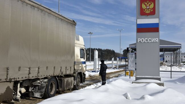 Многосторонний автомобильный пункт пропуска Новые Юрковичи в Брянской области