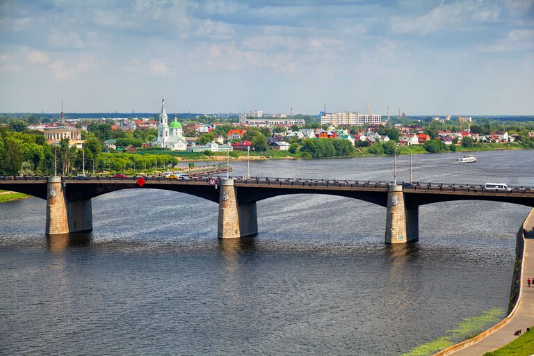 Мост через Волгу в Твери