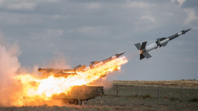 Зенитный ракетный комплекс Печора-2М  во время совместных учений объединенной системы ПВО стран СНГ Боевое Содружество