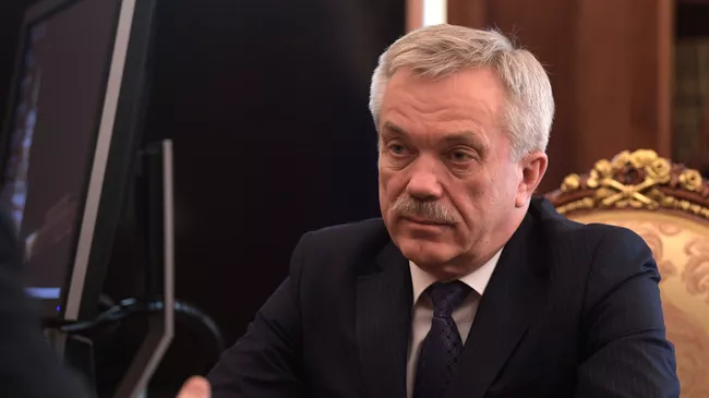 Губернатор Белгородской области Евгений Савченко во время встречи с президентом РФ Владимиром Путиным. 19 апреля 2017