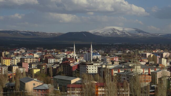 Вид города Карс, Турция