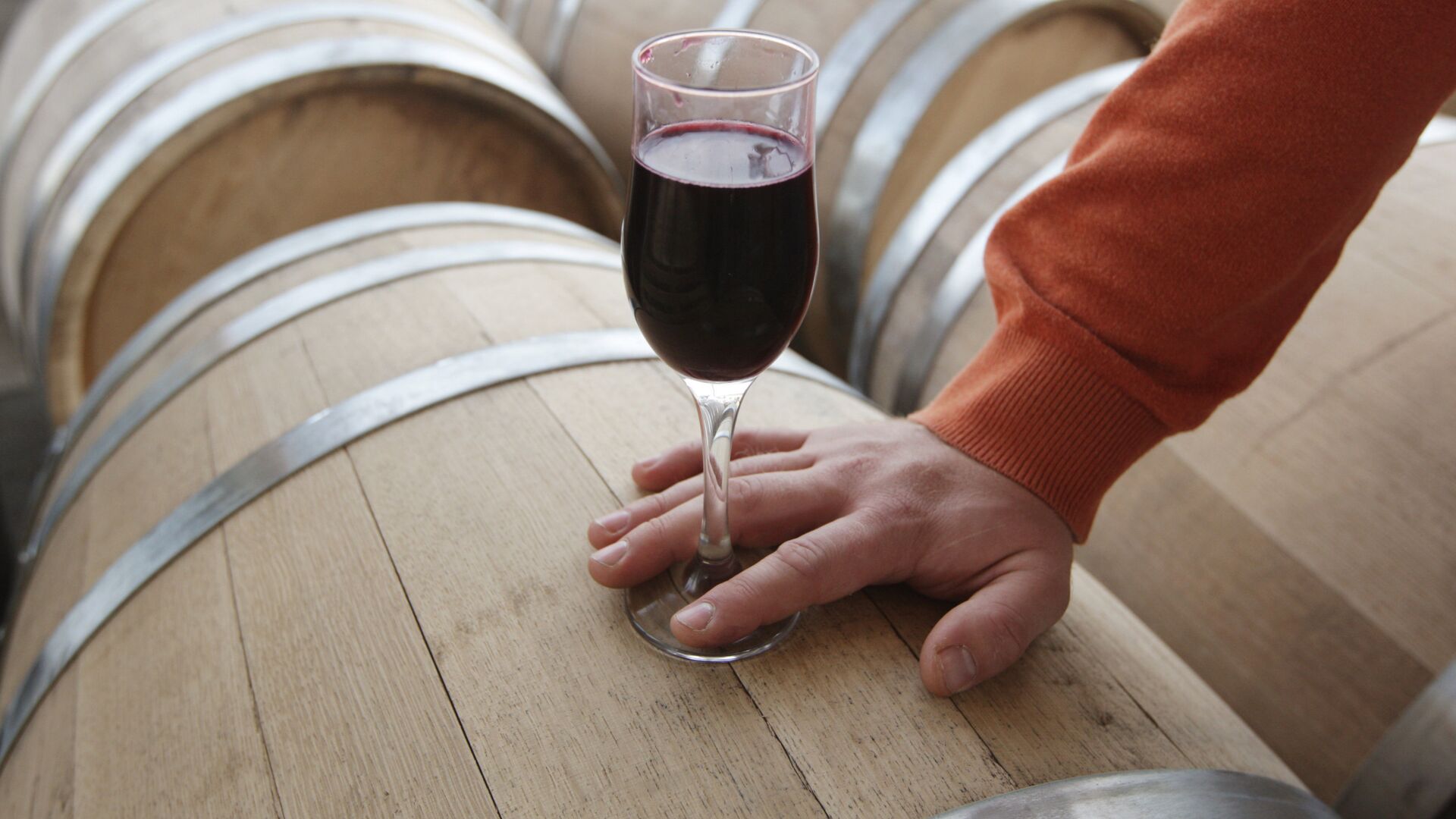 Бокал вина - РИА Новости, 1920, 26.04.2025