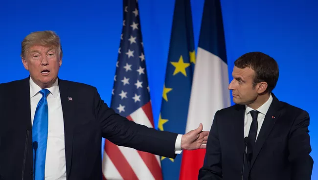 Президент США Дональд Трамп и президент Франции Эммануэль Макрон на совместной пресс-конференции в Париже. 13 июля 2017