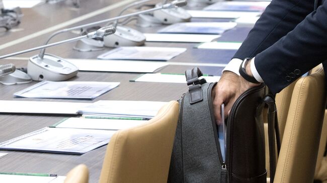 Чиновник перед совещанием