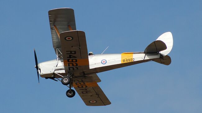 Легкомоторный самолет Tiger Moth 