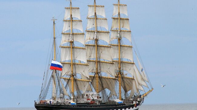 Барк Крузенштерн на Балтийском море