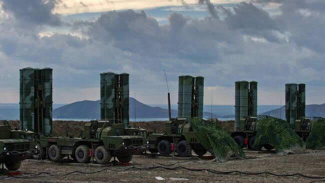 Зенитный ракетный комплекс С-400 Триумф полка противовоздушной обороны в Крыму