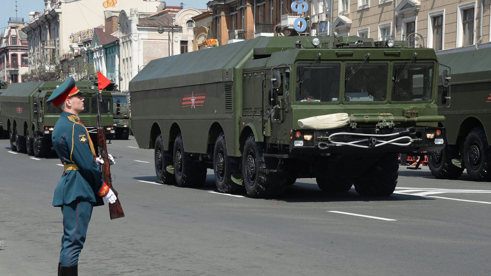 Береговой ракетный комплекс Бастион во время военного парада во Владивостоке - РИА Новости, 1920, 09.05.2022