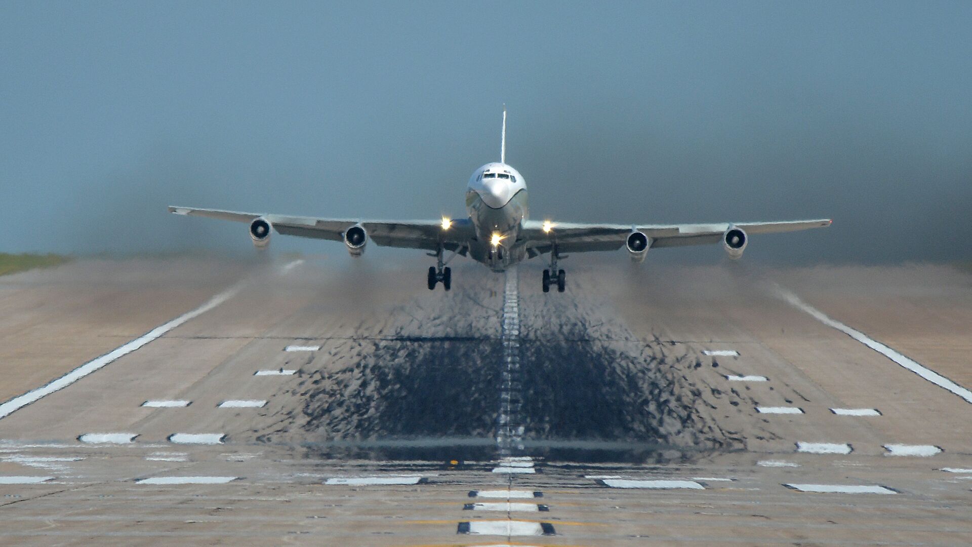 Самолет наблюдения США OC-135B - РИА Новости, 1920, 28.05.2021