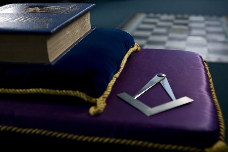 Масонские атрибуты Масонские атрибуты