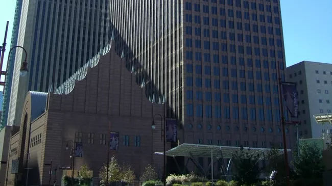 Центр Bank Of America Center, Хьюстон, США