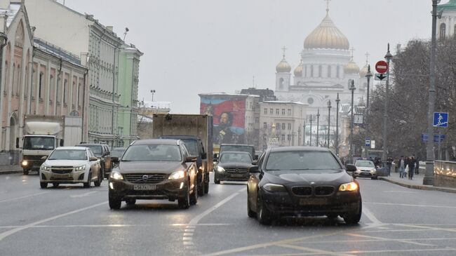 Улица Волхонка в Москве