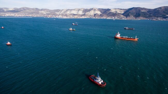 Суда в Черном море. Архивное фото