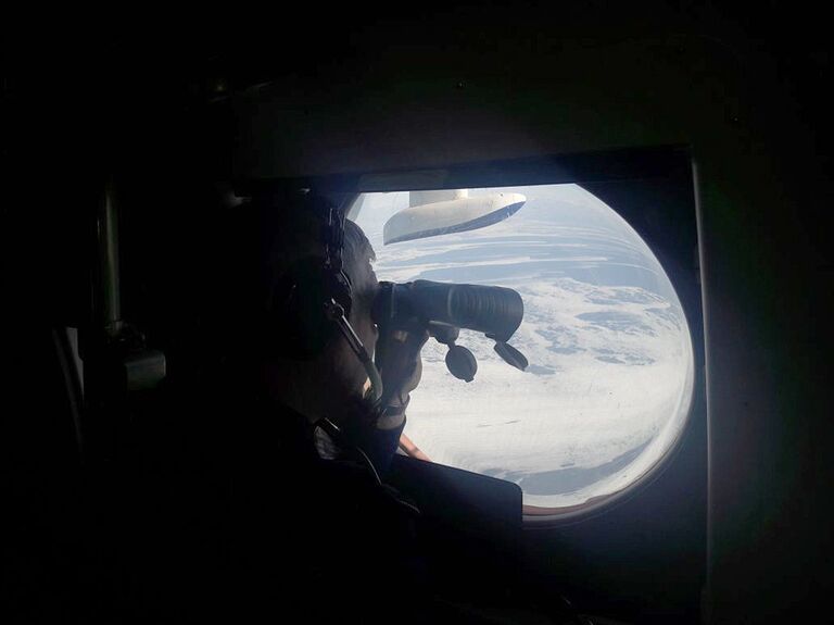 Спасатели ведут поиск пропавшего в Японском море судна Восток