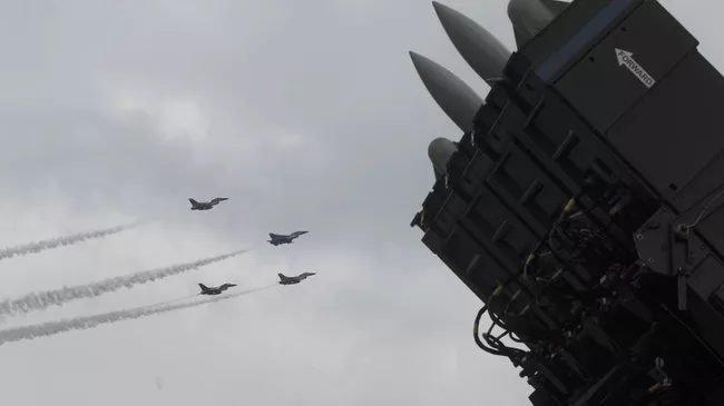 Истребители F-16