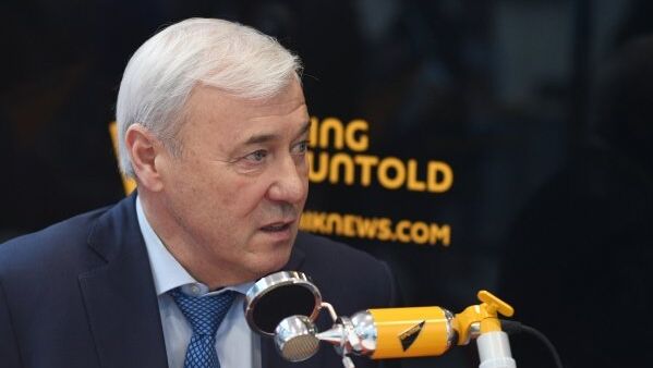 Председатель комитета Госдумы РФ по финансовому рынку Анатолий Аксаков - РИА Новости, 1920, 12.11.2025