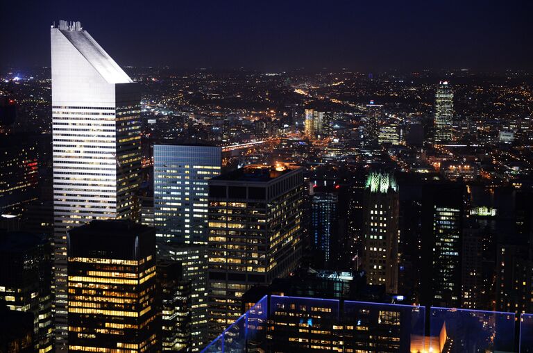 Вид на ночной Манхэттен