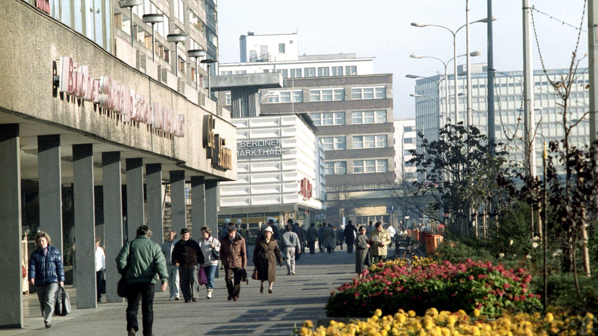 Александрплац в Берлине, ГДР - РИА Новости, 1920, 09.11.2019