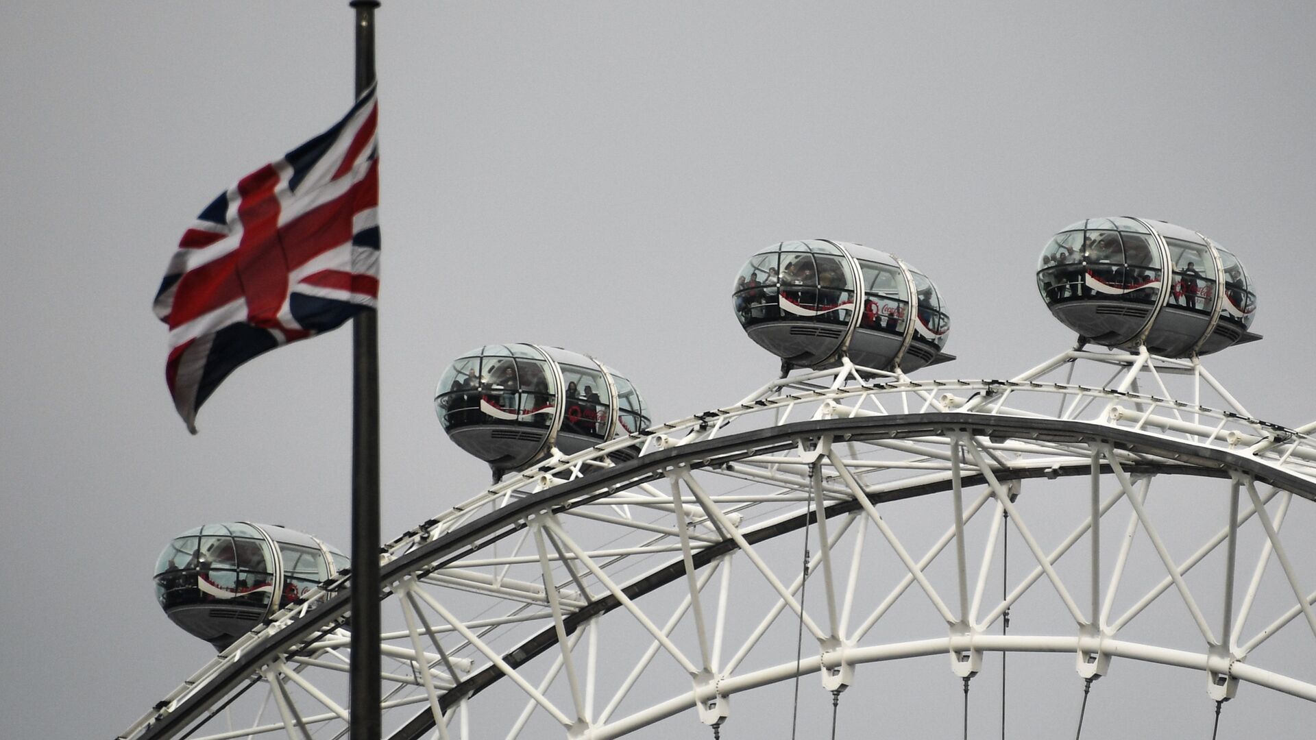 Колесо обозрения Лондонский глаз (London Eye) - РИА Новости, 1920, 24.03.2022