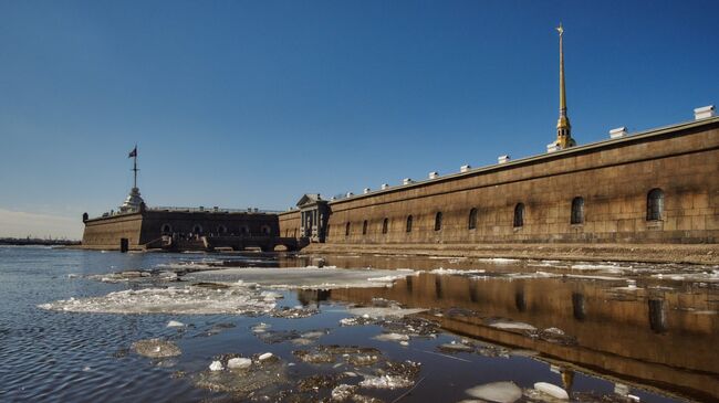 Петропавловская крепость в Санкт-Петербурге